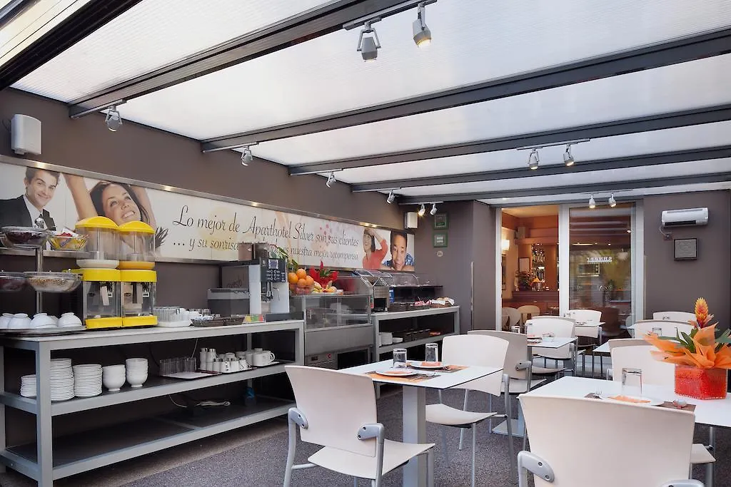 Aparthotel Silver Barcelona Hotel