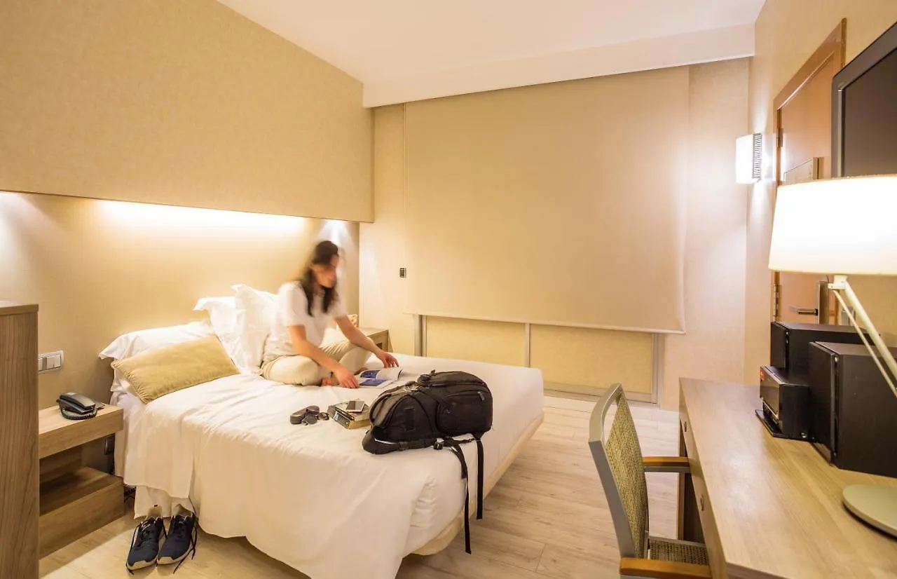 Aparthotel Silver Barcelona Hotel