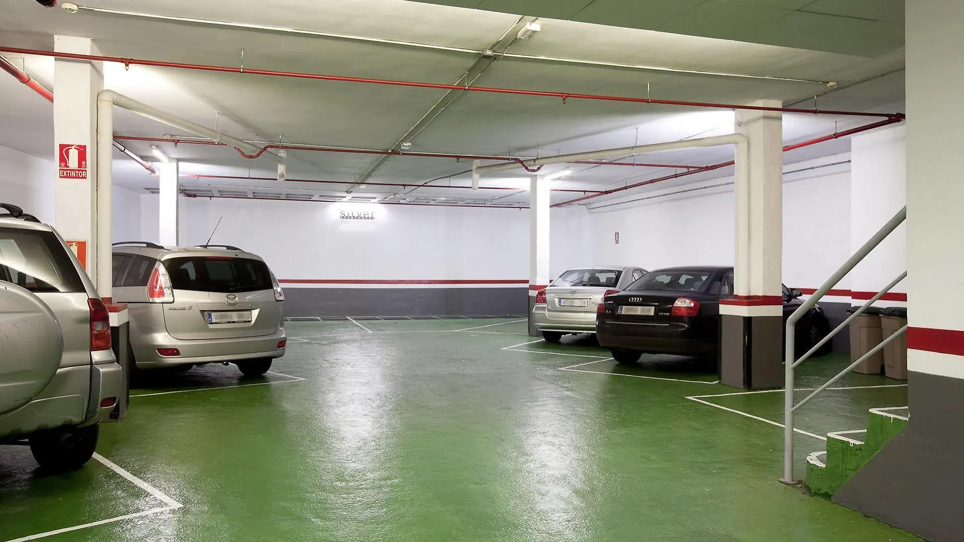 Aparthotel Silver Барселона Испания